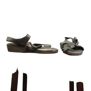 Elites By Walking Pewter Cradles Valerie Sandals Sz 10.5M